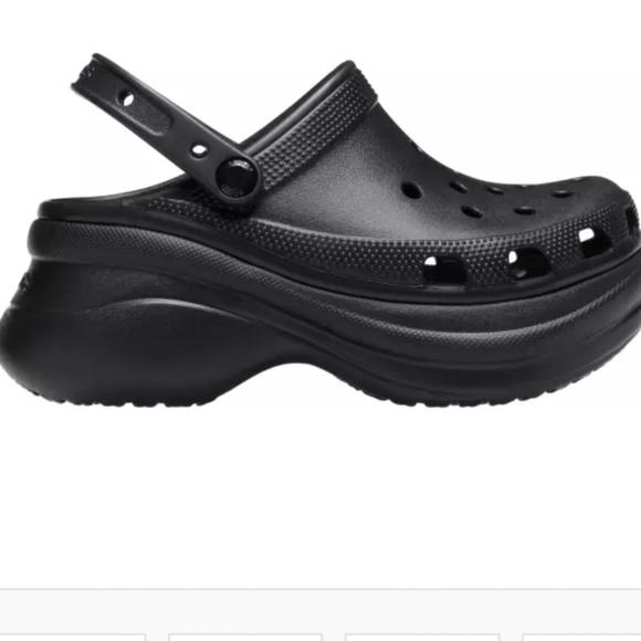 CROCS Shoes - NWT 🖤 CROCS Bae Clog